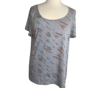LuLaRoe 3xl Classic Tee Gray Arrows